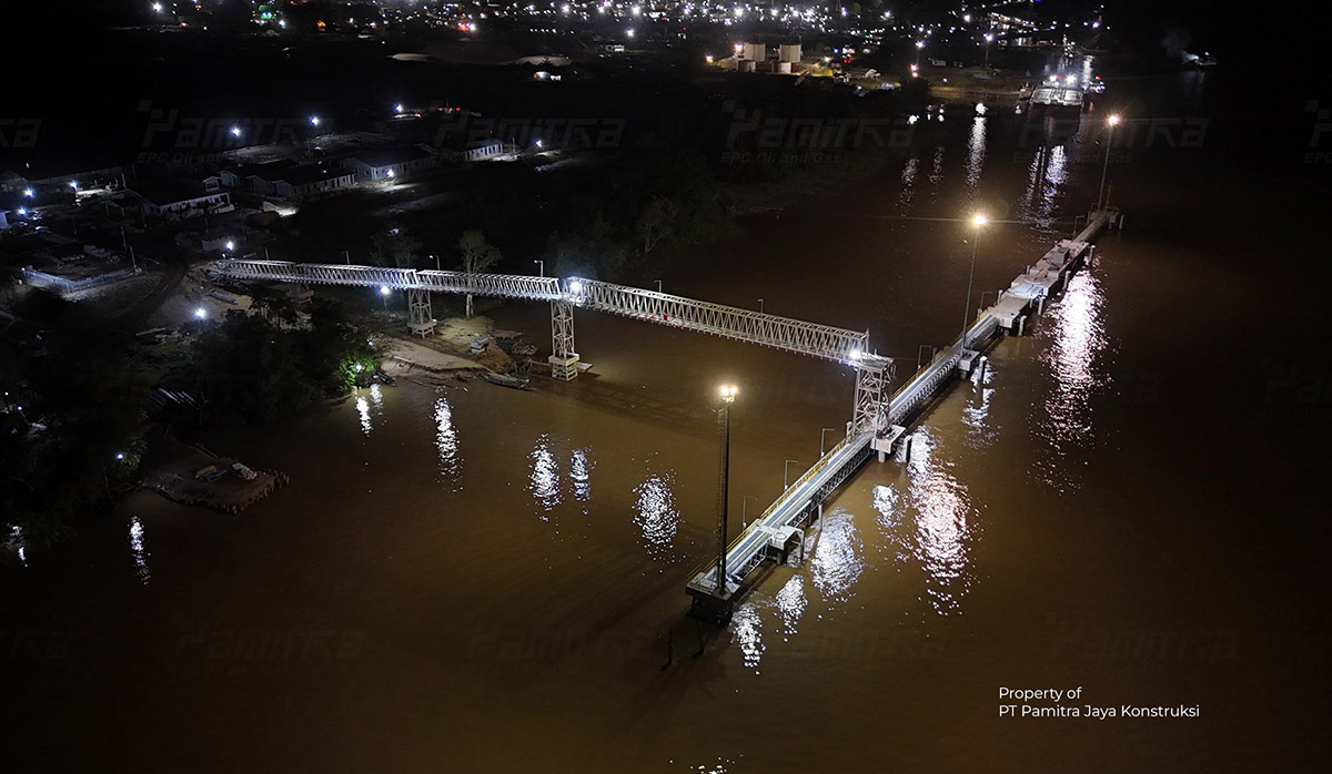 Proyek EPC Barge to Barge Coal Transfer 2 Milik Adaro Logistics
